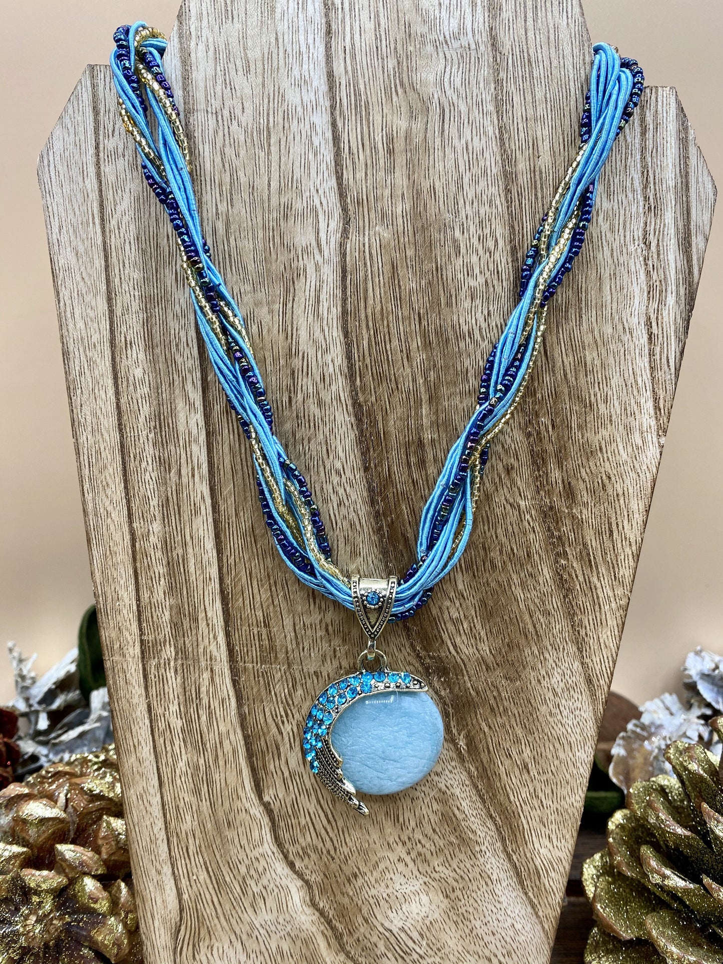 Handmade BoHo Indian Style Rope beaded Necklace With Turquoise Rhinestone Gem - Ocean Ice Color