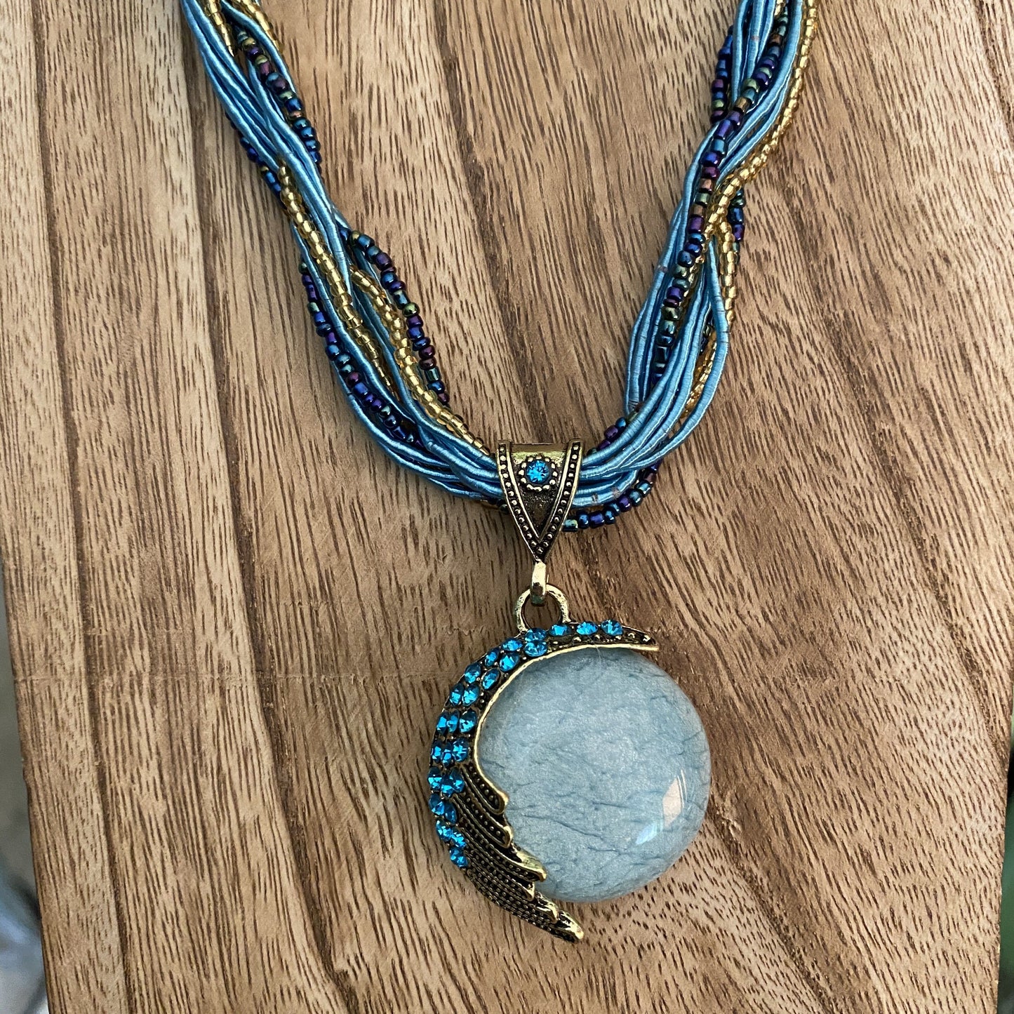 Handmade BoHo Indian Style Rope beaded Necklace With Turquoise Rhinestone Gem - Ocean Ice Color