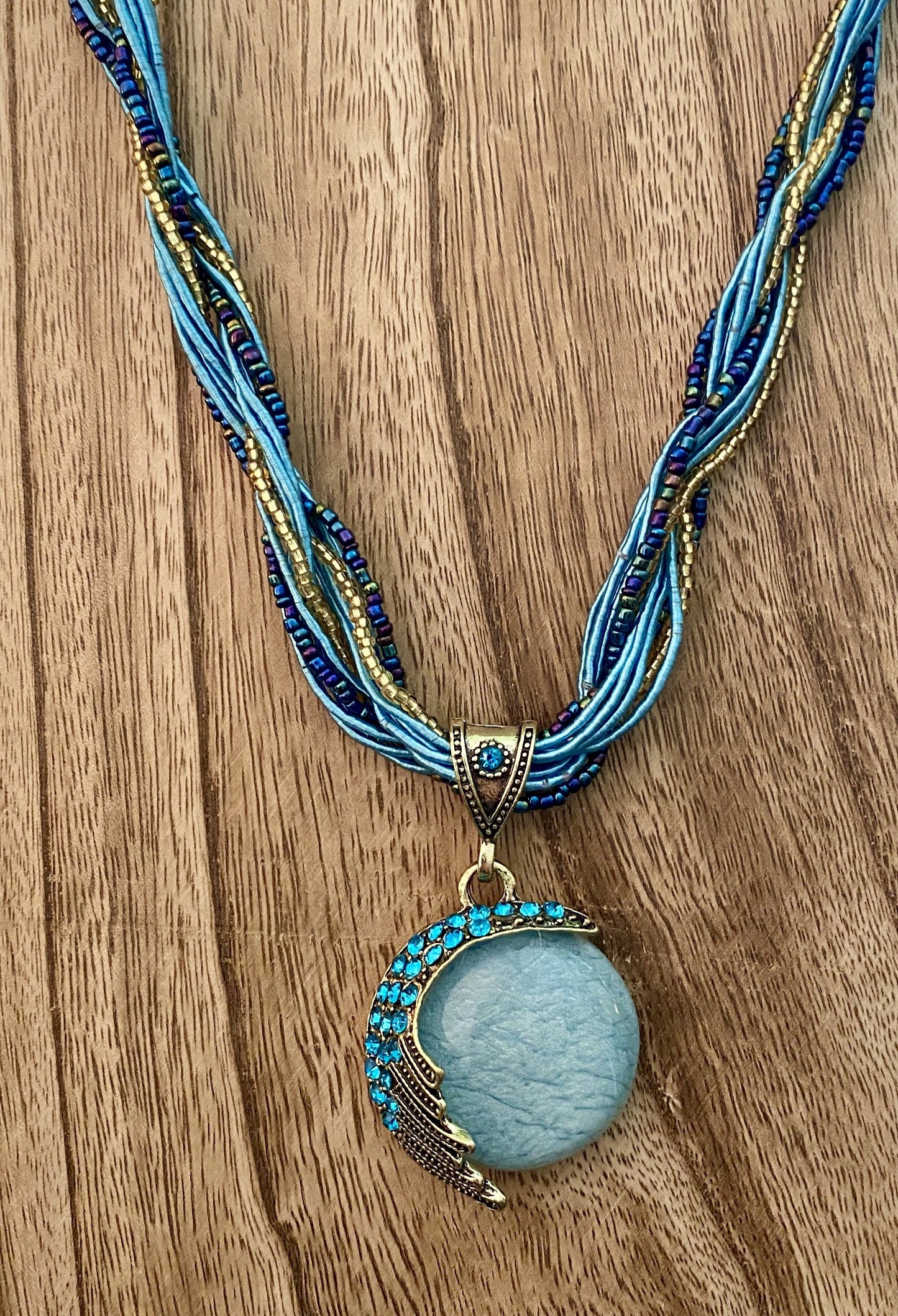 Handmade BoHo Indian Style Rope beaded Necklace With Turquoise Rhinestone Gem - Ocean Ice Color